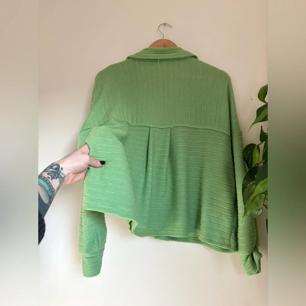 BUCKETLIST terry button down in Kelly green - Picture 7 of 7